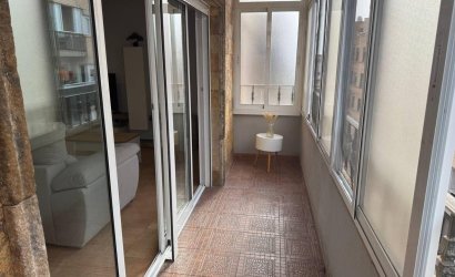 Revente - Apartamento -
Torrevieja - Centro