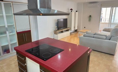 Revente - Apartamento -
Torrevieja - Centro