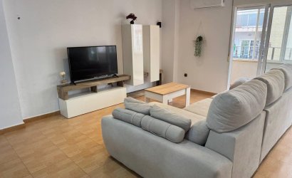 Revente - Apartamento -
Torrevieja - Centro