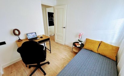 Herverkoop - Apartamento -
Torrevieja - Centro