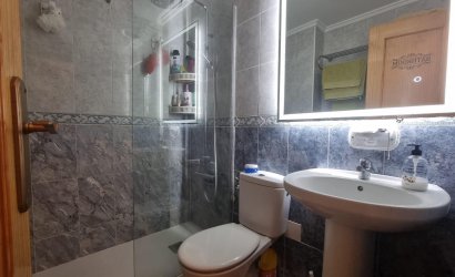 Herverkoop - Apartamento -
Torrevieja - Playa del Cura