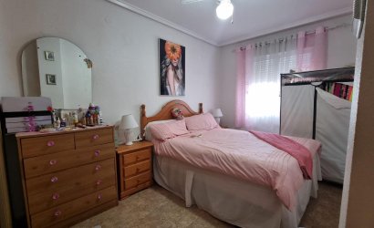 Herverkoop - Apartamento -
Torrevieja - Playa del Cura