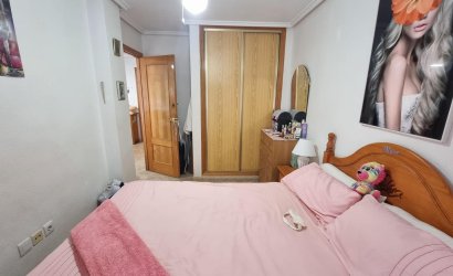 Herverkoop - Apartamento -
Torrevieja - Playa del Cura