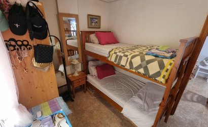 Herverkoop - Apartamento -
Torrevieja - Playa del Cura