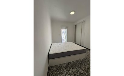 Resale - Apartamento -
Torrevieja - Centro