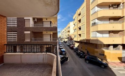 Herverkoop - Apartamento -
Torrevieja - Playa del Cura