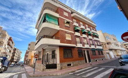 Herverkoop - Apartamento -
Torrevieja - Playa del Cura