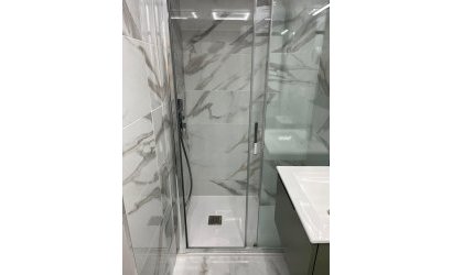 Herverkoop - Apartamento -
Torrevieja - Centro