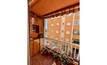 Herverkoop - Apartamento -
Torrevieja - Playa del Cura