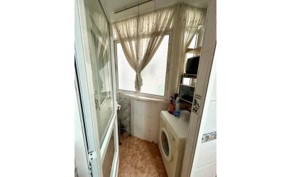 Herverkoop - Apartamento -
Torrevieja - Playa del Cura