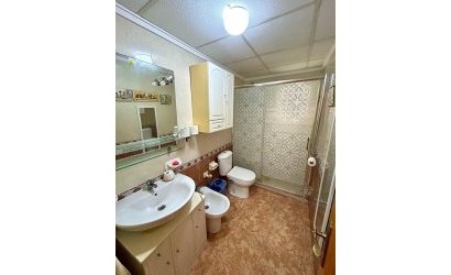 Herverkoop - Apartamento -
Torrevieja - Playa del Cura