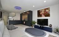 Reventa - Villa -
Los Montesinos - Costa Blanca