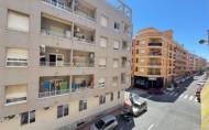 Herverkoop - Apartamento -
Torrevieja - Centro