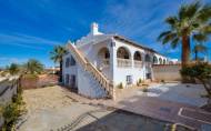 Herverkoop - Villa -
Torrevieja - La Siesta - El Salado - Torreta