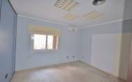 Herverkoop - Apartment -
Torrevieja - Centro