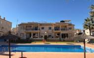 Resale - Bungalow -
Orihuela Costa - Costa Blanca