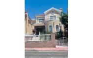 Resale - Villa -
Villamartin - Costa Blanca