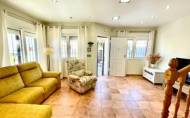 Herverkoop - Town House -
Torre de la Horadada - Costa Blanca