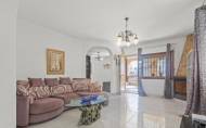Resale - Villa -
Villamartín - Las Filipinas