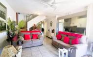 Herverkoop - Town House -
Los Dolses - Inland