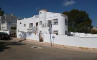 Reventa - Villa -
Villamartin - Costa Blanca