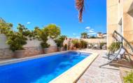 Revente - Villa -
Orihuela Costa - La Zenia