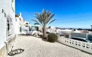 Reventa - Villa -
Villamartin - Costa Blanca