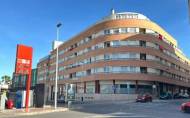 Herverkoop - Apartamento -
Torrevieja - Centro