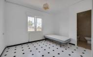 Herverkoop - Villa -
Torrevieja - La Siesta - El Salado - Torreta
