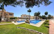 Herverkoop - Town House -
Rojales - Inland