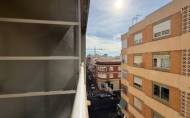 Herverkoop - Apartamento -
Torrevieja - Centro