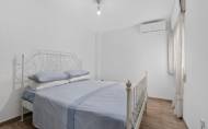 Revente - Apartment -
Torrevieja - Playa del Cura