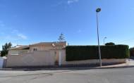 Herverkoop - Villa -
Orihuela Costa - Los Balcones