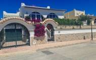Revente - Villa -
Orihuela Costa - Costa Blanca