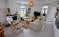 Herverkoop - Villa -
Torrevieja - Costa Blanca