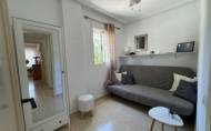 Herverkoop - Bungalow -
Torrevieja - La Siesta - El Salado - Torreta