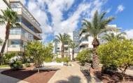 Herverkoop - Apartment -
Orihuela Costa - Villamartín