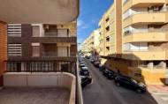 Herverkoop - Apartamento -
Torrevieja - Playa del Cura