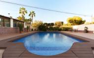 Reventa - Villa -
Torrevieja - Los Balcones
