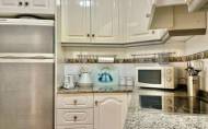 Herverkoop - Apartamento -
Torrevieja - Playa del Cura