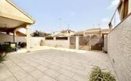 Herverkoop - Town House -
Torre de la Horadada - Costa Blanca