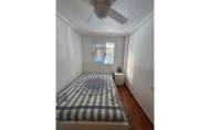 Herverkoop - Apartamento -
Torrevieja - Centro