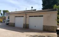 Reventa - Villa -
Yecla - Inland