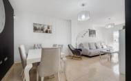 Revente - Apartment -
Torrevieja - Centro