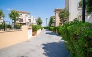 Resale - Townhouse -
Algorfa