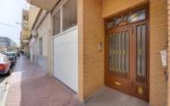 Herverkoop - Apartment -
Torrevieja - Centro
