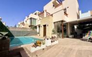 Herverkoop - Town House -
Ciudad Quesada - Costa Blanca