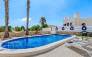 Resale - Villa -
Pinar de Campoverde - Costa Blanca