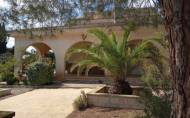 Reventa - Villa -
Yecla - Inland