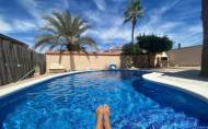 Herverkoop - Villa -
Torrevieja - La Siesta - El Salado - Torreta